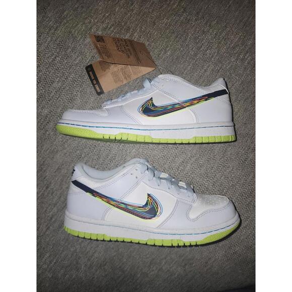 Nike Dunk Low 3D Swoosh Grey (GS) Size 5y - Picture 4 of 6